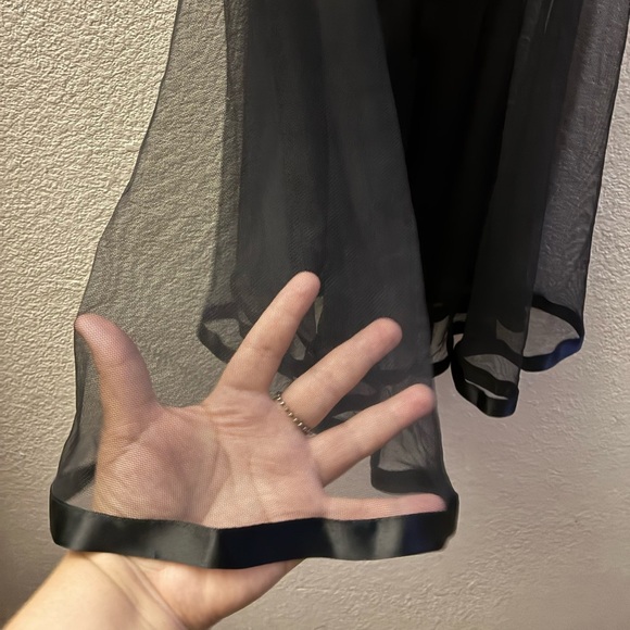 Victoria's Secret Black and White Lace Chemise Nightgown 34B - Picture 5 of 14